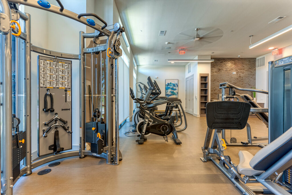 Sweat in Style - athletic center with cardio and strength equipment